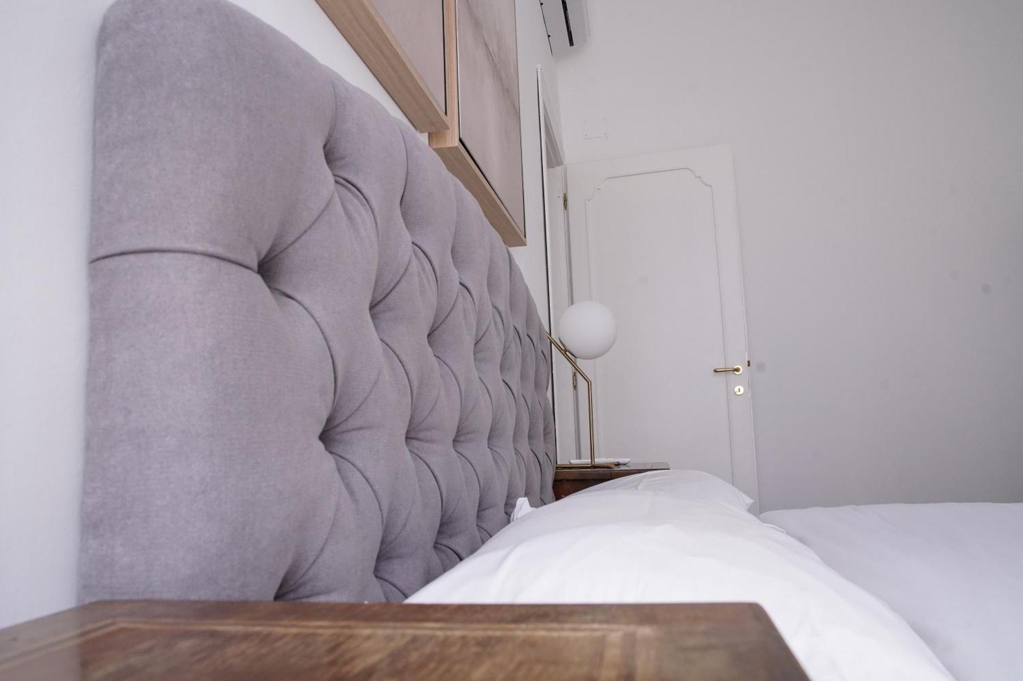 Lina - Sky Earth Liberty - 5 Min From Tube * Roma